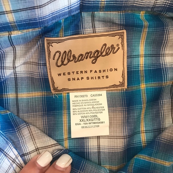 Wrangler Button Down NWT - Picture 2 of 2